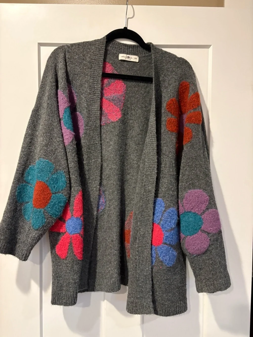 NATURAL LIFE Gray Open-Front Cardigan with Multicolor Floral Motifs - Picture 1 of 2